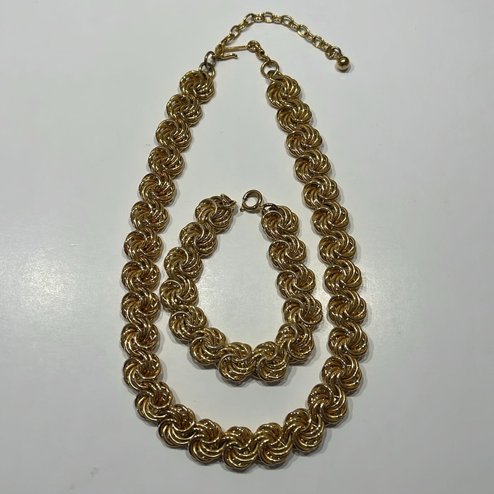 Vintage Napier gold toned love knot necklace and bracelet set
